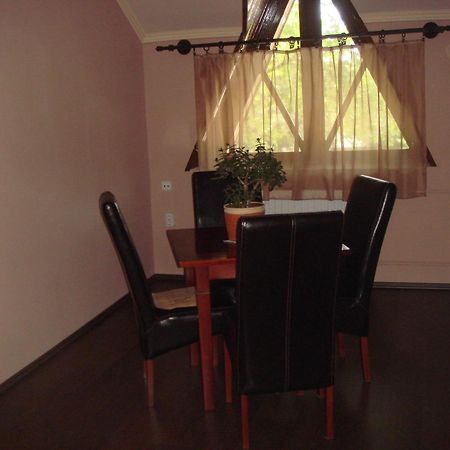 Platan Panzio Bed & Breakfast Nagyszenas ภายนอก รูปภาพ