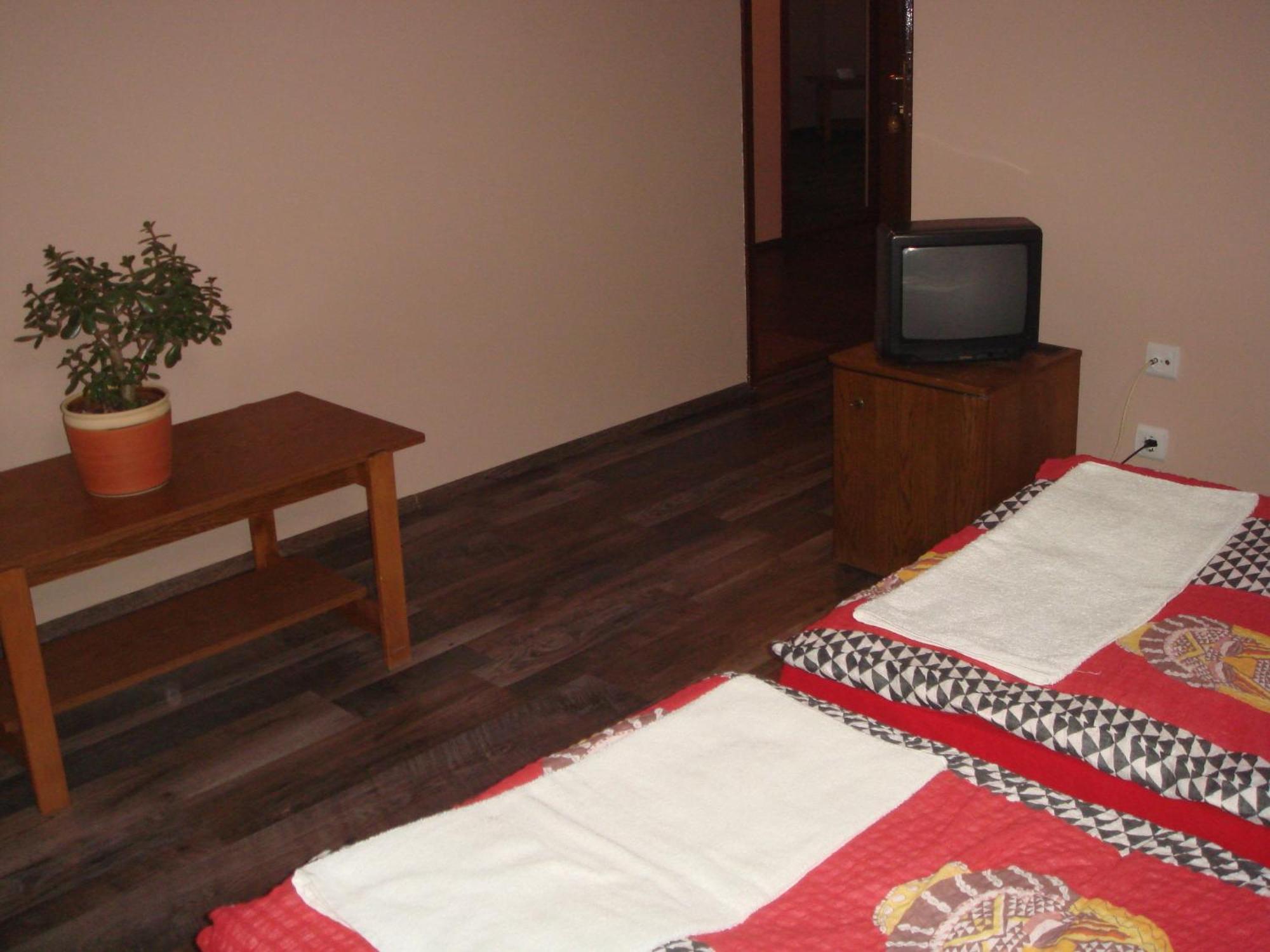Platan Panzio Bed & Breakfast Nagyszenas ภายนอก รูปภาพ