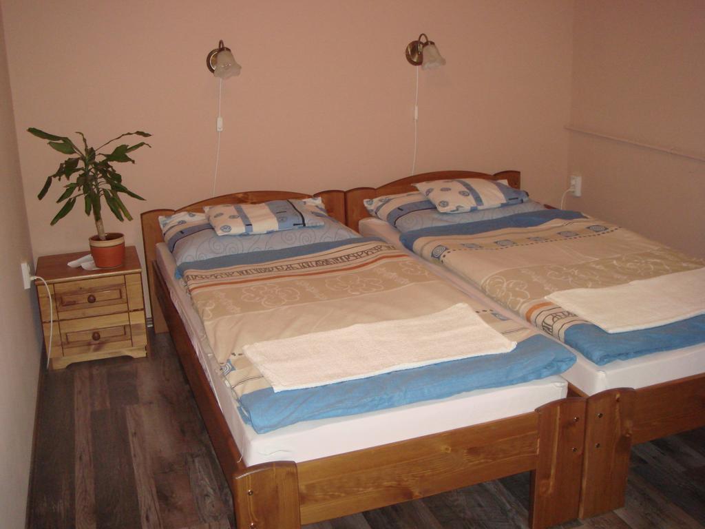 Platan Panzio Bed & Breakfast Nagyszenas ห้อง รูปภาพ